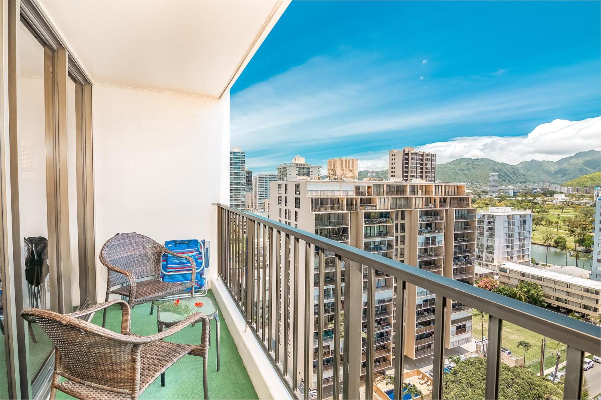 Mountain View Condo W/ King-Size Bed, Free Parking 호놀룰루 외부 사진
